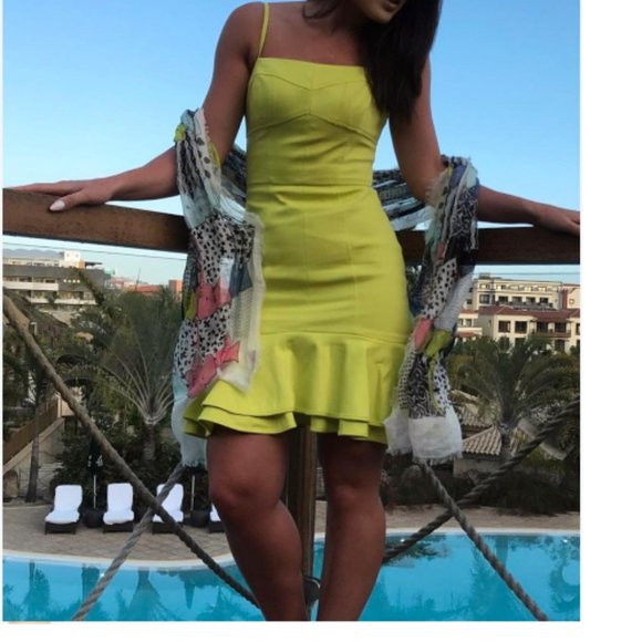 Karen Millen Lime Green Peplum Party 